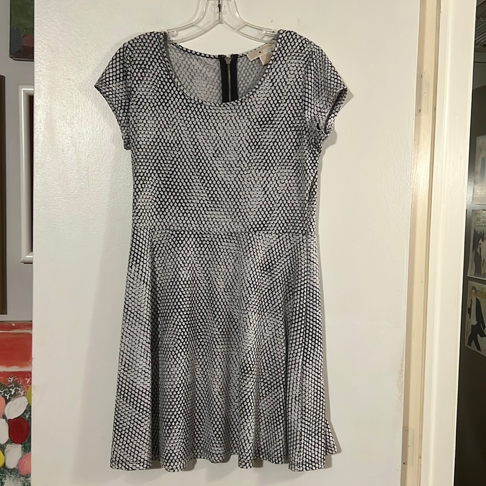 Michael Kors fit and flare cap sleeve back zip dress